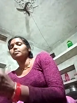 Snapshot of Cm_pooja chatting on 09.13.25 Cm pooja online show from 09.13.25