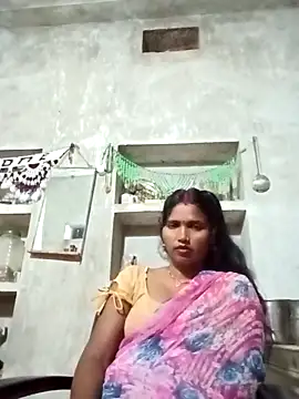 Snapshot of Cm_pooja chatting on 10.03.25 Cm pooja online show from 10.03.25