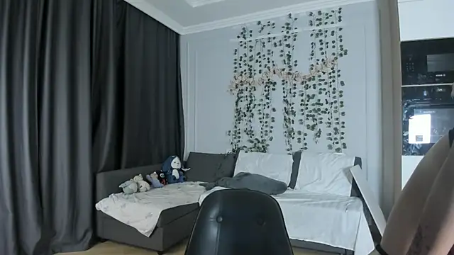 Snapshot of heexhia chatting on 10.07.25 heexhia online show from 10.07.25