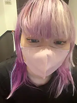 Snapshot of naginagisan chatting on 10.04.25 naginagisan online show from 10.04.25