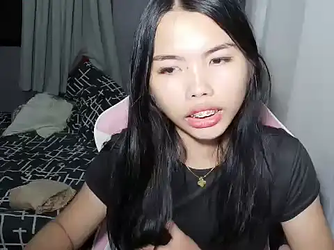 Snapshot of cutie_milker chatting on 05.12.26 cutie milker online show from 05.12.26