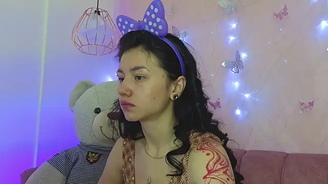 april bennett online show from 12.04.25