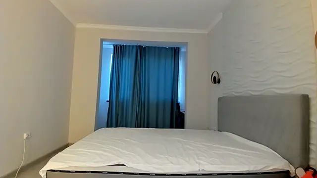 yanyaan online show from 11.25.25