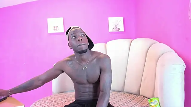 kingmaverickx online show from 10.24.25