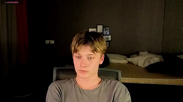 LouieEvans online show from 10.12.25