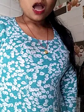 Snapshot of Hot-Pooja25 chatting on 02.09.26 Hot-Pooja25 online show from 02.09.26