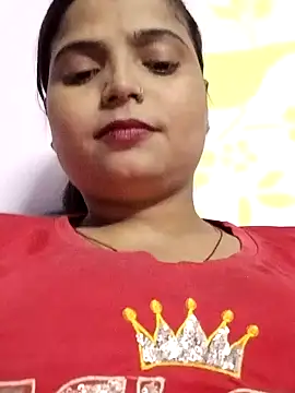 Hot-Pooja25 online show from 04.23.26