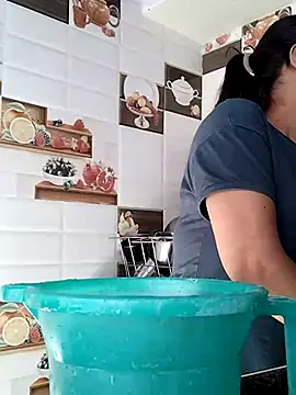 Hot-Pooja25 online show from 04.25.26