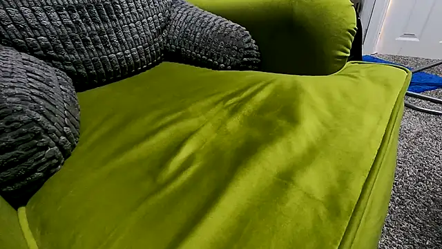 Snapshot of Mickelangello75 chatting on 11.10.25 Mickelangello75 online show from 11.10.25