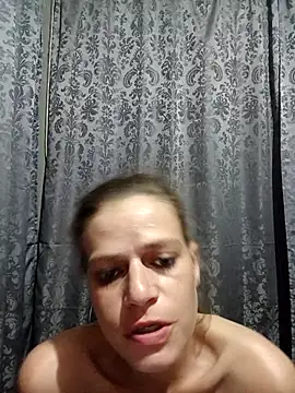 Snapshot of Skymadison chatting on 12.20.25 Skymadison online show from 12.20.25