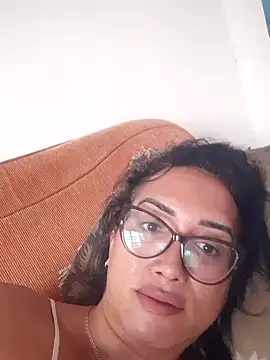 Snapshot of romerasexy chatting on 10.12.25 romerasexy online show from 10.12.25