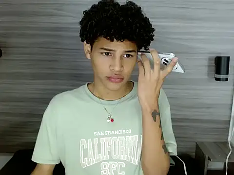 BrindyMichell online show from 10.21.25