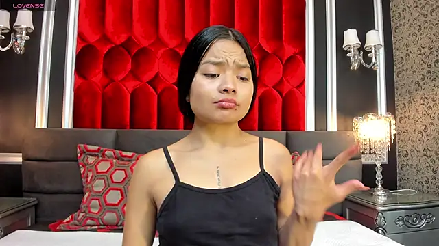 SharonBonet online show from 12.16.25