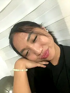 cassie cakes online show from 09.14.25