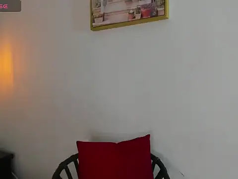 Snapshot of Sofiapassionne chatting on 02.08.26 Sofiapassionne online show from 02.08.26