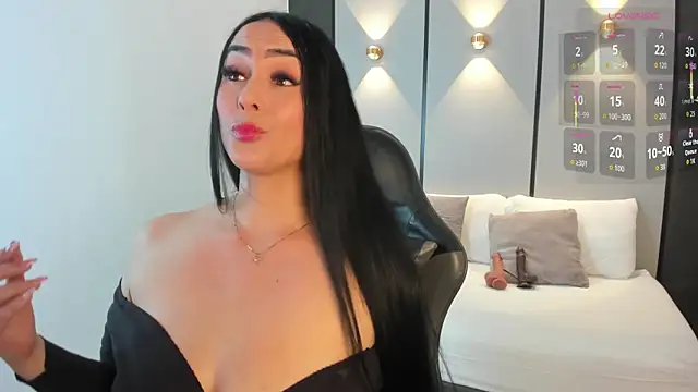 ashly moonn online show from 06.10.26