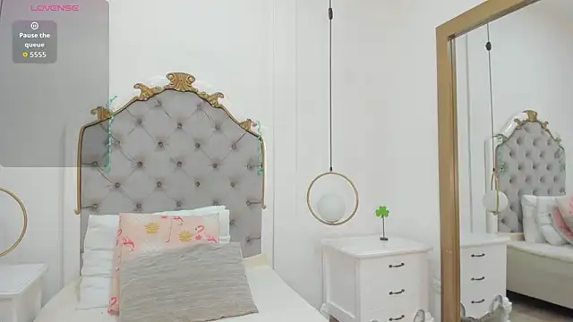 Skylerwhite02 online show from 03.17.26