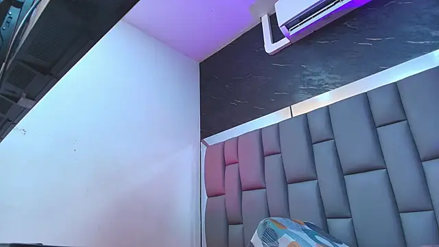 kissme luna online show from 10.03.25