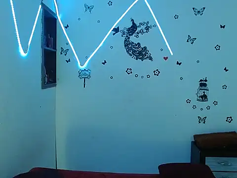 Mia2xsmith online show from 11.05.25