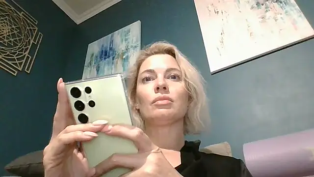 Elvaraa online show from 07.12.26