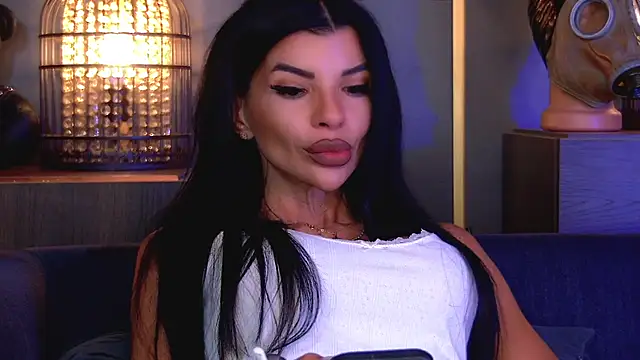 Snapshot of EleniaDevons chatting on 06.29.26 EleniaDevons online show from 06.29.26
