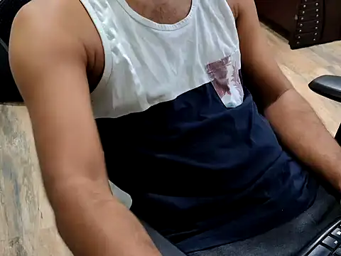 Snapshot of ZoroArcher chatting on 09.25.25 ZoroArcher online show from 09.25.25