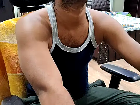 Snapshot of ZoroArcher chatting on 10.08.25 ZoroArcher online show from 10.08.25