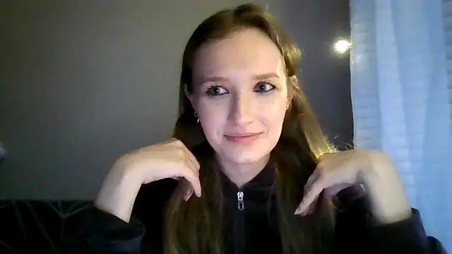 Snapshot of Zivora chatting on 07.02.26 Zivora online show from 07.02.26