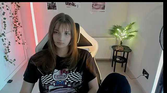 Snapshot of NeyliDream chatting on 07.10.26 NeyliDream online show from 07.10.26