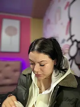 Snapshot of Megaan__More chatting on 11.20.25 Megaan More online show from 11.20.25