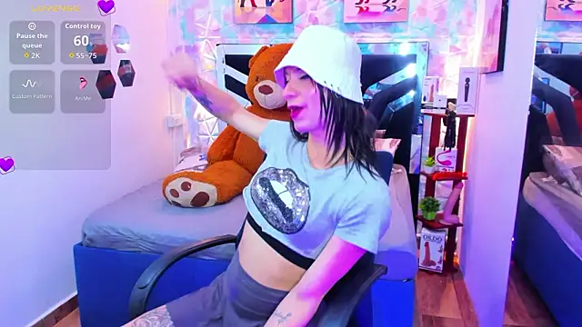 Charlotte Landry   online show from 02.28.26