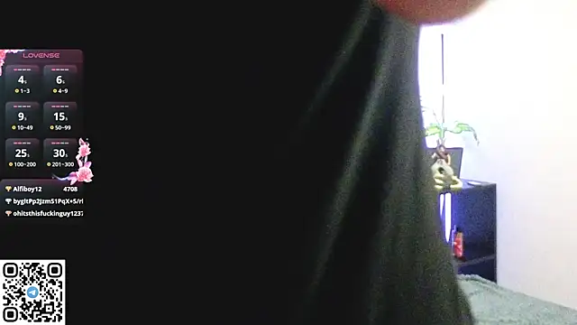 Snapshot of sunsh11ne chatting on 10.06.25 sunsh11ne online show from 10.06.25