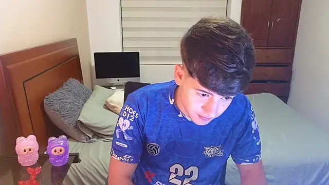 Snapshot of tightncuteass chatting on 09.28.25 tightncuteass online show from 09.28.25