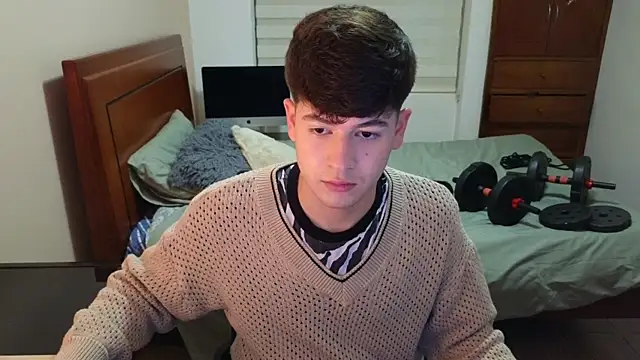 Snapshot of tightncuteass chatting on 10.31.25 tightncuteass online show from 10.31.25