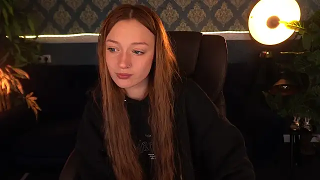 FoxyMayy online show from 11.15.25