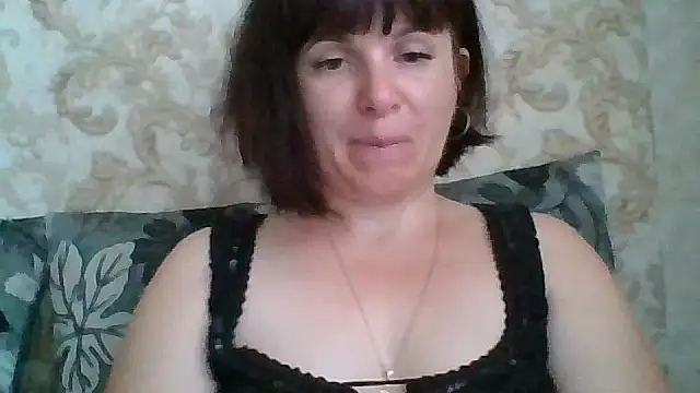 Snapshot of SecretSienna_ chatting on 09.22.25 SecretSienna online show from 09.22.25