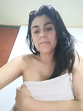 vanessa-titisM online show from 11.13.25