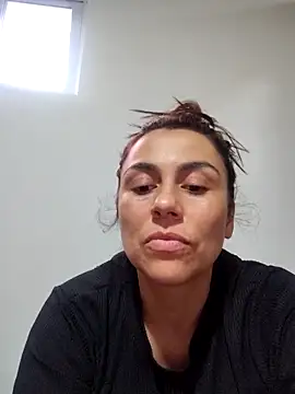 vanessa-titisM online show from 04.13.26