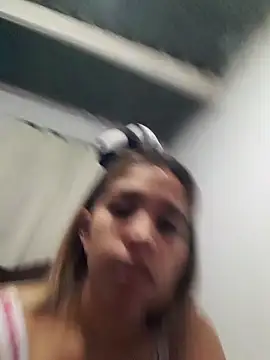 Snapshot of AngelitaSexyCam chatting on 11.01.25 AngelitaSexyCam online show from 11.01.25