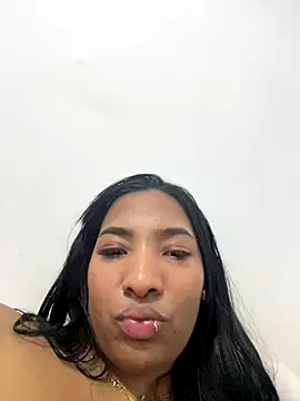 Snapshot of lilith_storm chatting on 10.14.25 lilith storm online show from 10.14.25