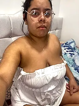 Snapshot of Anabelle_00_ chatting on 11.08.25 Anabelle 00 online show from 11.08.25