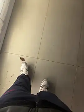 Snapshot of LAZ3R1 chatting on 11.15.25 LAZ3R1 online show from 11.15.25