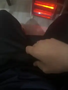 Snapshot of LAZ3R1 chatting on 12.15.25 LAZ3R1 online show from 12.15.25