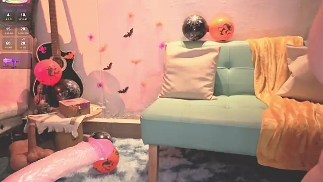 Snapshot of ashlynnlowe_ chatting on 10.09.25 ashlynnlowe online show from 10.09.25