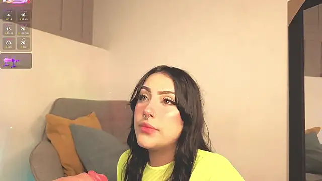 Snapshot of ashlynnlowe_ chatting on 10.15.25 ashlynnlowe online show from 10.15.25