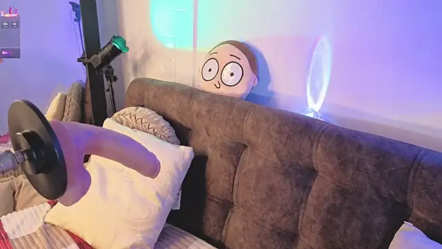 ashlynnlowe  online show from 03.03.26