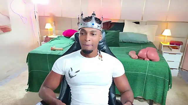 SoHighAngel online show from 04.07.26