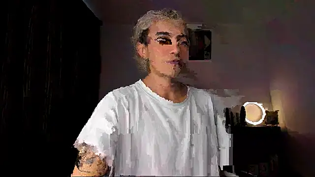 guynextdo0r online show from 10.16.25