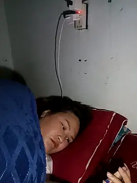 Snapshot of Tamara-a chatting on 01.15.26 Tamara-a online show from 01.15.26