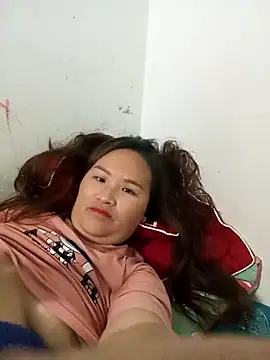 Snapshot of Tamara-a chatting on 02.24.26 Tamara-a online show from 02.24.26